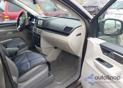 2010 Volkswagen Routan Se from USA, damaged, VIN 2V4RW3D15AR360002